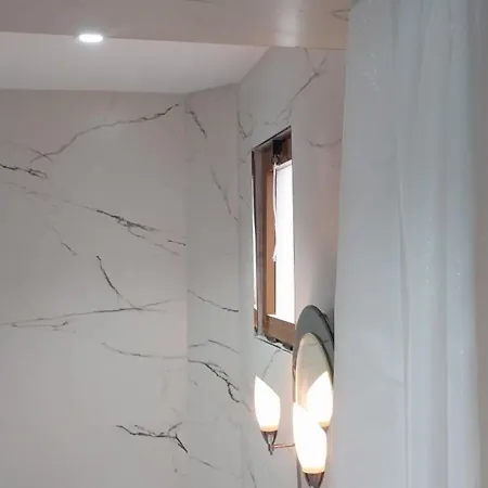 Shpetim Zogaj. Ksamil