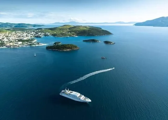 Shpetim Zogaj. 别墅 *