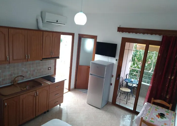 Shpetim Zogaj. קסאמיל