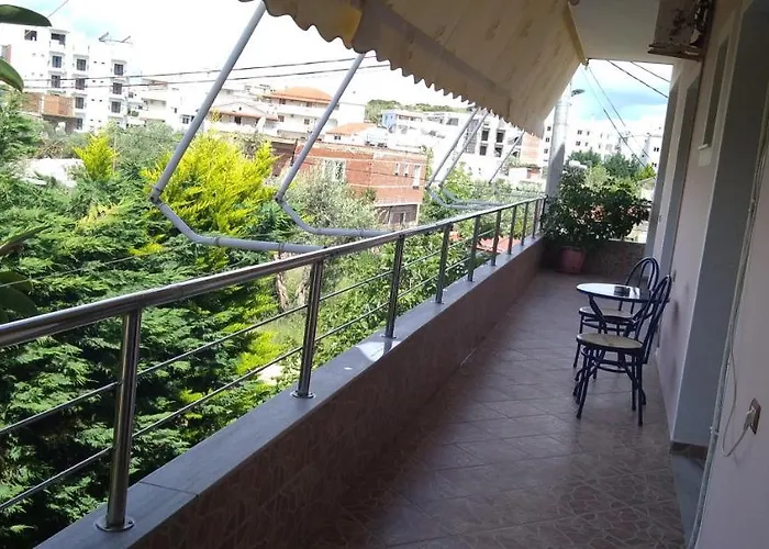 别墅 Shpetim Zogaj. 卡萨米尔