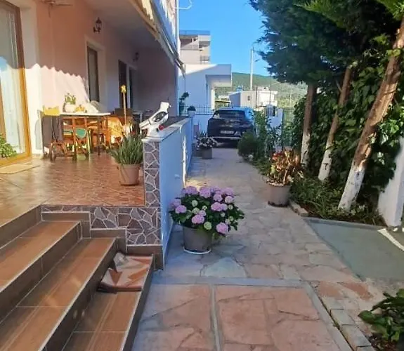 Shpetim Zogaj. * 卡萨米尔